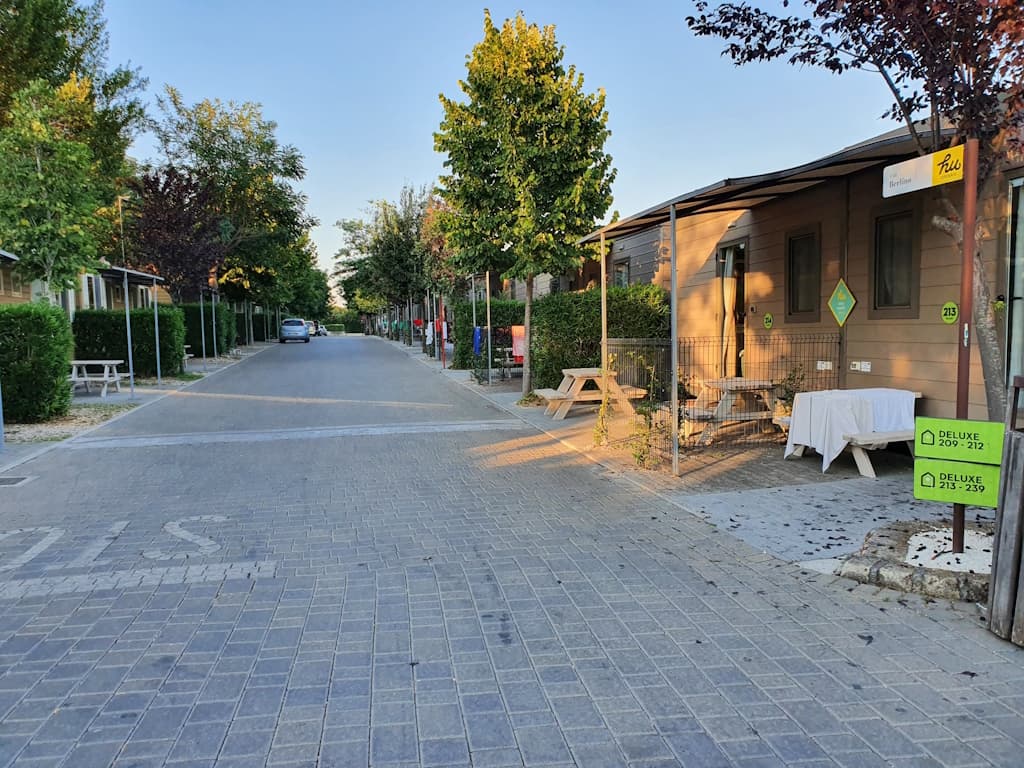 camping-in-town-rom-glamping (9)