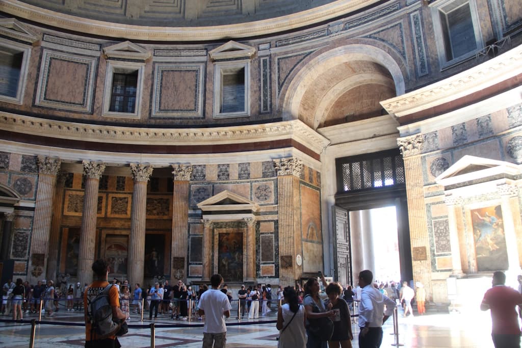 pantheon-rom (5)