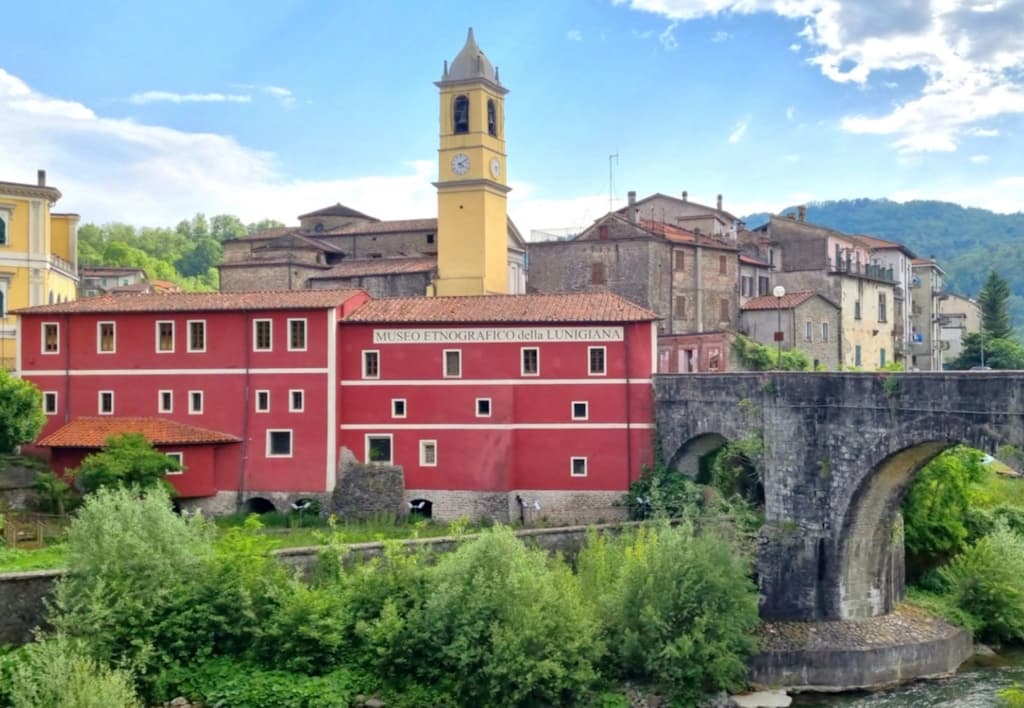 verborgene-toskana-lunigiana-villafranca-1