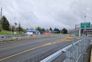 Rastplatz Roncobilaccio West an der alten A1-Panoramastrecke – einer der wenigen verbliebenen Stopps mit Tankstelle und Bar auf der alten Trasse. (Foto: © Bastian Glumm)
