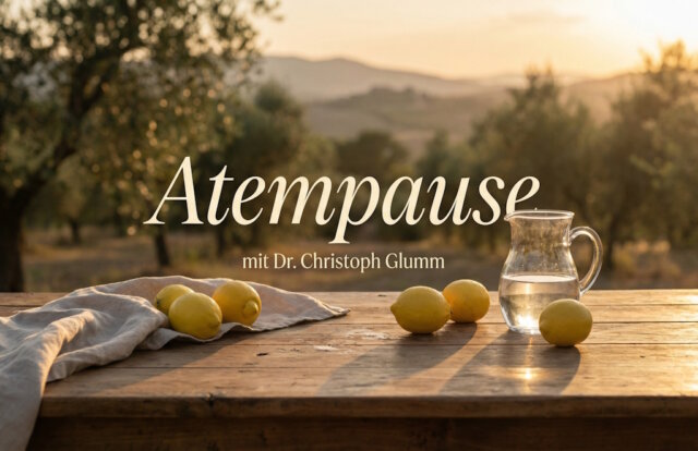 atempause-christoph-glumm Eine Atempause mit Dr. Christoph Glumm: Die neue Rubrik auf Vivere in Italien lädt dazu ein, im Alltag innezuhalten und neue Kraft zu schöpfen. (Bild: KI-Kreation von Svitlana Glumm)