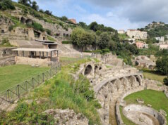 Antikes Badeparadies der Kaiser: Die Thermen von Baiae zeigen römischen Luxus und Technik im Archäologiepark bei Neapel. (Foto: © Bastian Glumm)
