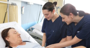 Jobs in Italien 2025: Gefragte Berufe, Regionen und Tipps für Auswanderer Berufe im Gesundheitswesen zählen in Italien zu den Bereichen mit dem größten Bedarf an qualifizierten Fachkräften. (Symbolfoto: © Bastian Glumm)