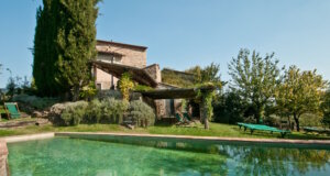 Villa Casavecchia bei Volpaia: Toskana pur mit Pool, Wein & Weitblick – perfekt für Familien und Freunde, die Ruhe und Genuss suchen. (Foto: © Casa In Italia)
