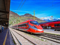 Es sind mehr Zug-Direktverbindungen von deutschen Städten nach Italien in der Planung. Frecciarossa ETR 1000 von Trenitalia in Bozen. Im Hintergrund ein Railjet der ÖBB. (Foto: © Deutsche Bahn AG / Dirk Wittmann)