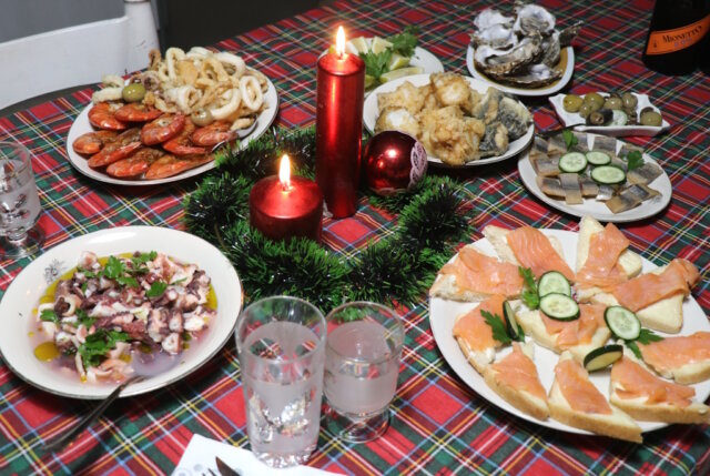 Nach katholischer Tradition wird in Italien am Heiligen Abend auf Fleisch verzichtet, stattdessen stehen Fisch und Meeresfrüchte im Mittelpunkt. (Foto: © Bastian Glumm)