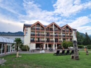 Das Hotel Al Ponte in Pergine Valsugana: relativ modern, hell und dank seiner Lage im Tal bequem erreichbar – ein idealer Zwischenstopp auf der Durchreise. (Foto: © Bastian Glumm)
