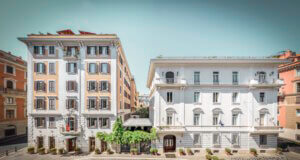 Die beiden Gebäude des Hotel Locarno in der Via della Penna – klassisch römisch und ruhig gelegen, nur wenige Schritte von der Piazza del Popolo. (Foto: © Hotel Locarno)