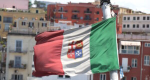 Auswandern nach Italien: Wer dauerhaft im Land leben will, braucht mehr als nur Fernweh – Aufenthaltsstatus, Gesundheitsversorgung und Steuerregelungen entscheiden über einen gelungenen Neustart. (Foto: © Bastian Glumm)