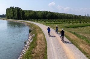 Rund um Jesolo und entlang der Küste erwartet Gäste ein weitreichendes Radwegenetz, das dank des flachen Terrains auch für Hobbysportler geeignet ist. (Foto: © Jesolo Media House)