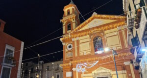 Der 16. Dezember ist der Beginn der Weihnachtsnovene – einer neuntägigen spirituellen Vorbereitung auf das Weihnachtsfest. Auf unserem Foto sieht man die Chiesa Santa Maria delle Grazie in Pozzuoli. (Foto: © Bastian Glumm)