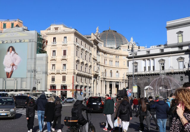 neapel-napoli Blick auf Neapel: Der Fall einer problematischen Herztransplantation bei einem Kleinkind sorgt landesweit für Aufmerksamkeit. (Foto: © Bastian Glumm)