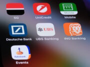 Banking-Apps internationaler Banken auf dem Smartphone. Für viele Auswanderer nach Italien bleibt das digitale Konto auch nach dem Umzug ein zentraler Bestandteil des Alltags. (Foto: © Robert / Adobe Stock)