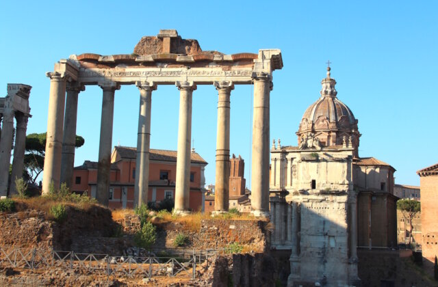 Das Forum Romanum in Rom: Der Tourismus in Italien zeigt sich 2025 weiterhin stabil. Nach den bislang veröffentlichten Daten des nationalen Statistikamts ISTAT liegen Übernachtungen und internationale Nachfrage im bisherigen Jahresverlauf über dem Vorjahresniveau. (Foto: © Bastian Glumm)