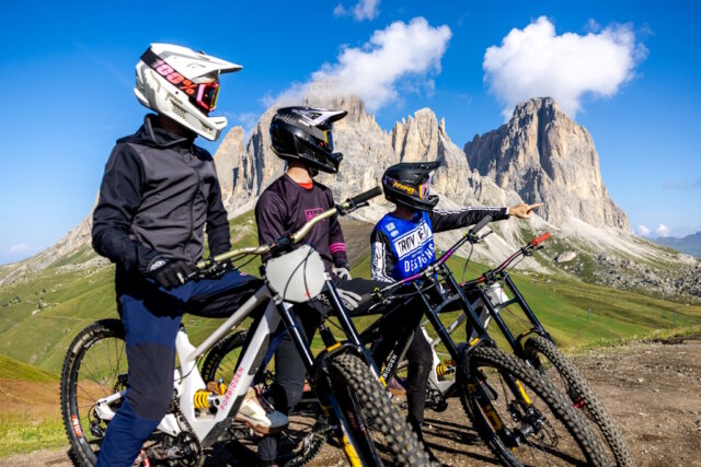 trentino-bike-fahrrad-dolomiten (1) Bike- und Wanderabenteuer im Trentino: Paganella, Val di Fassa und Altopiano di Piné bieten perfekte Trails für Sportler und Naturgenießer. (Foto: © Trentino Marketing)