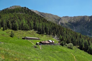 Das Trentino ist eine autonome Provinz in Norditalien – von den Dolomiten bis zum Gardasee, geprägt von über 300 Seen und 60 Prozent bewaldeter Fläche. (Foto: © RifugioSpruggioGiovanniTonini_ArturoCuel)